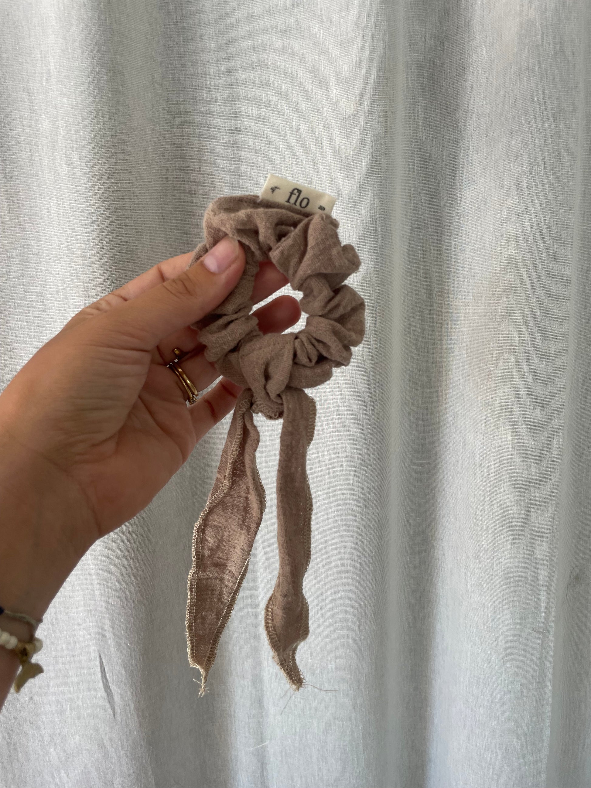 Tiny Bow Scrunchie