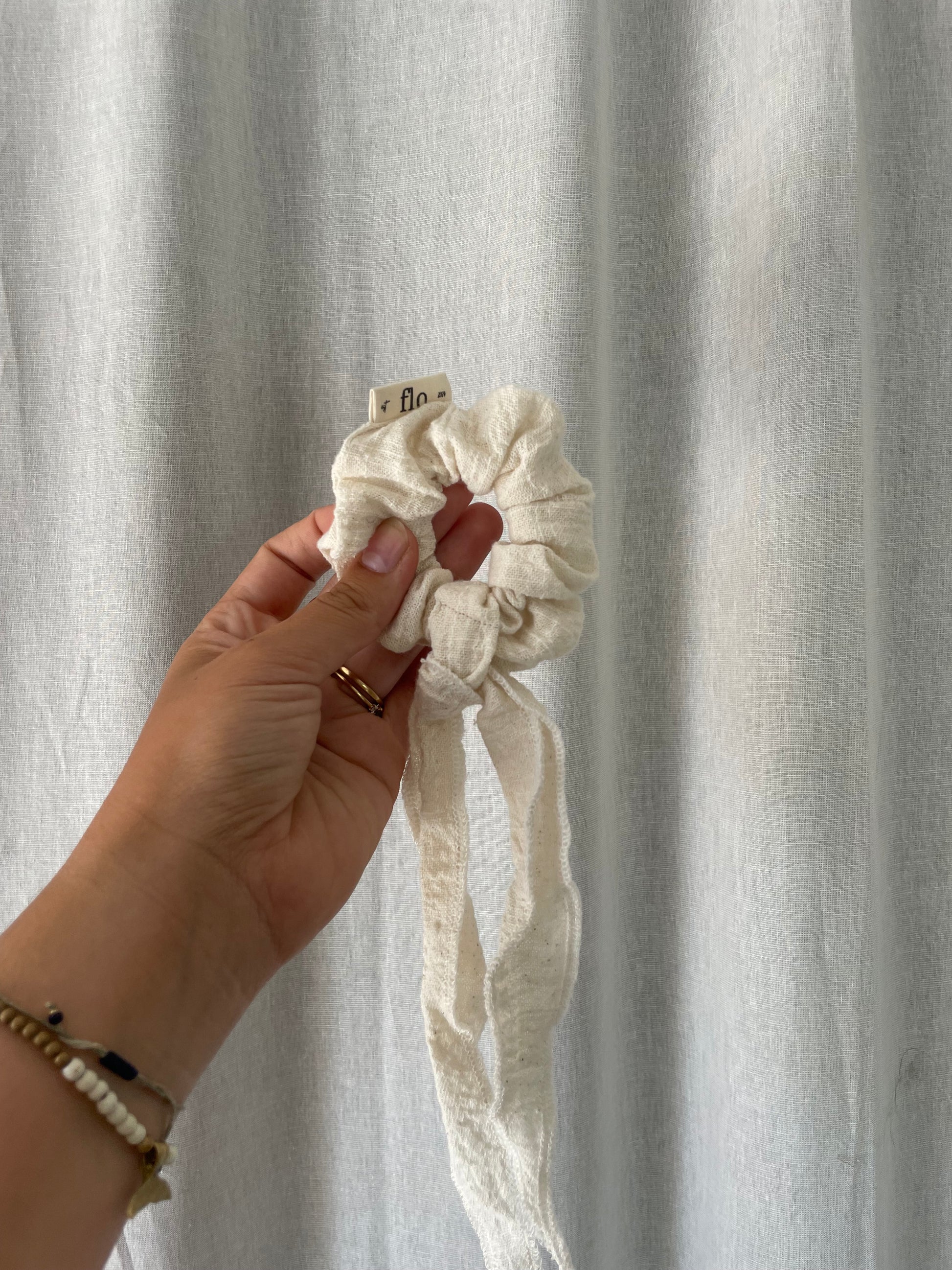 Tiny Bow Scrunchie